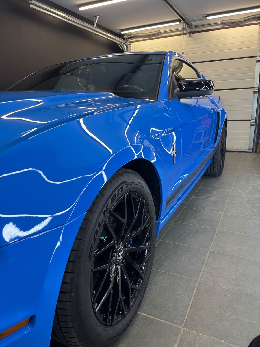 Ford Mustang po korekcie lakieru — realizacja SEGENT